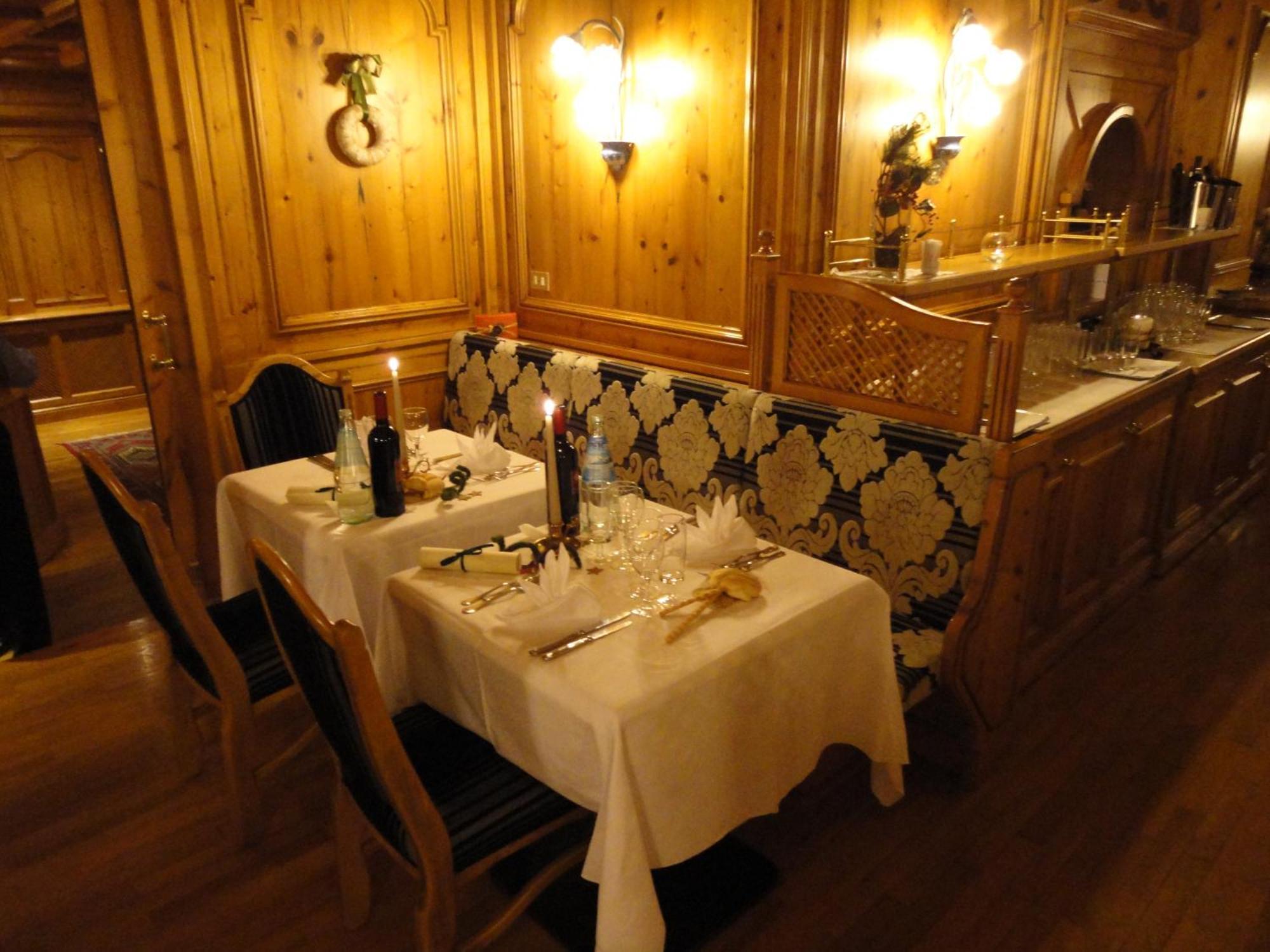 Hotel Cevedale Living Romance Hotel Коґоло Екстер'єр фото