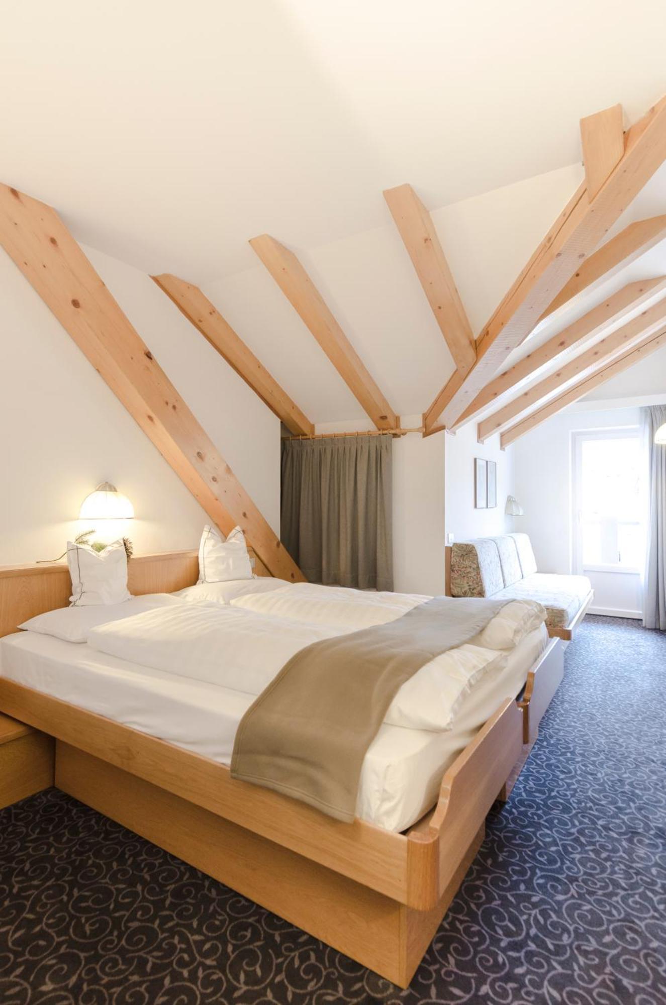 Hotel Cevedale Living Romance Hotel Коґоло Екстер'єр фото