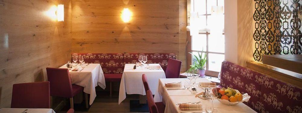 Hotel Cevedale Living Romance Hotel Коґоло Екстер'єр фото