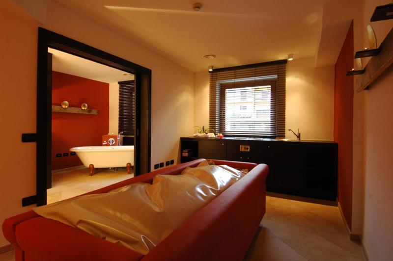 Hotel Cevedale Living Romance Hotel Коґоло Екстер'єр фото