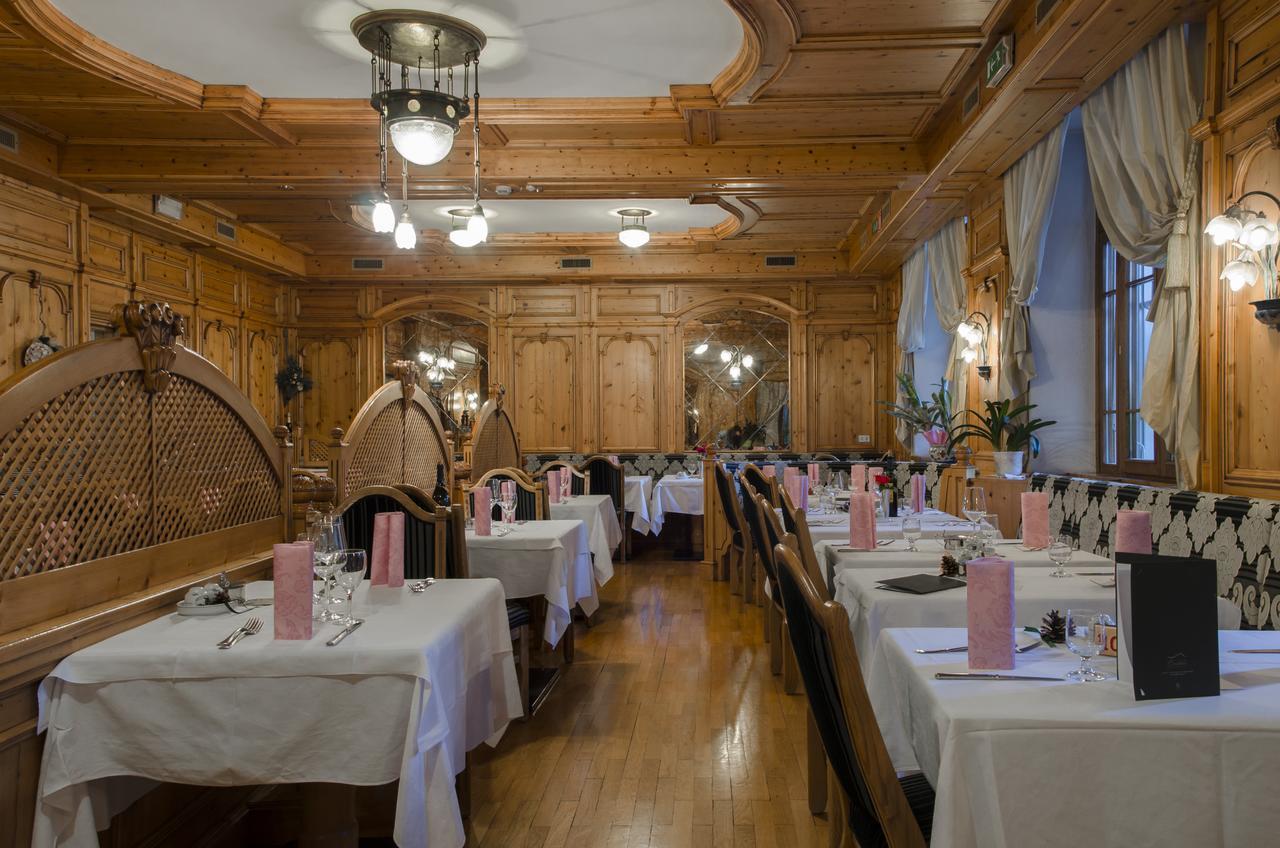 Hotel Cevedale Living Romance Hotel Коґоло Екстер'єр фото